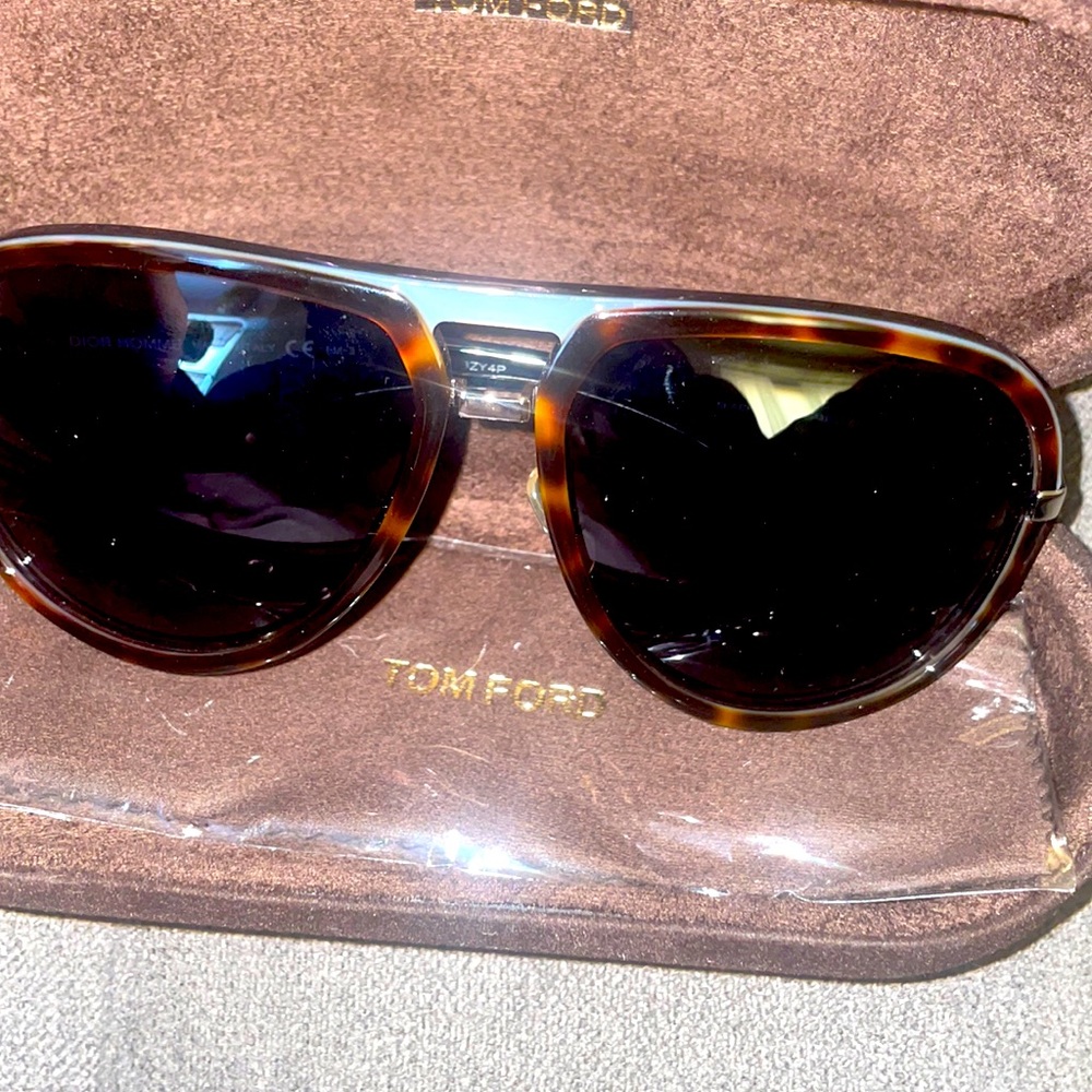 These are Tom Ford shades